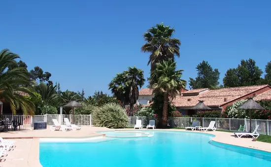 Villa avec piscine à 800 mètres de la plage de Saint Cyprien.